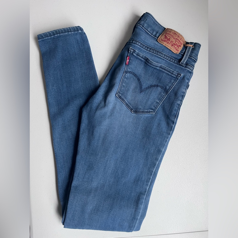 Levi’s 710 Super Skinny Jeans Size 27